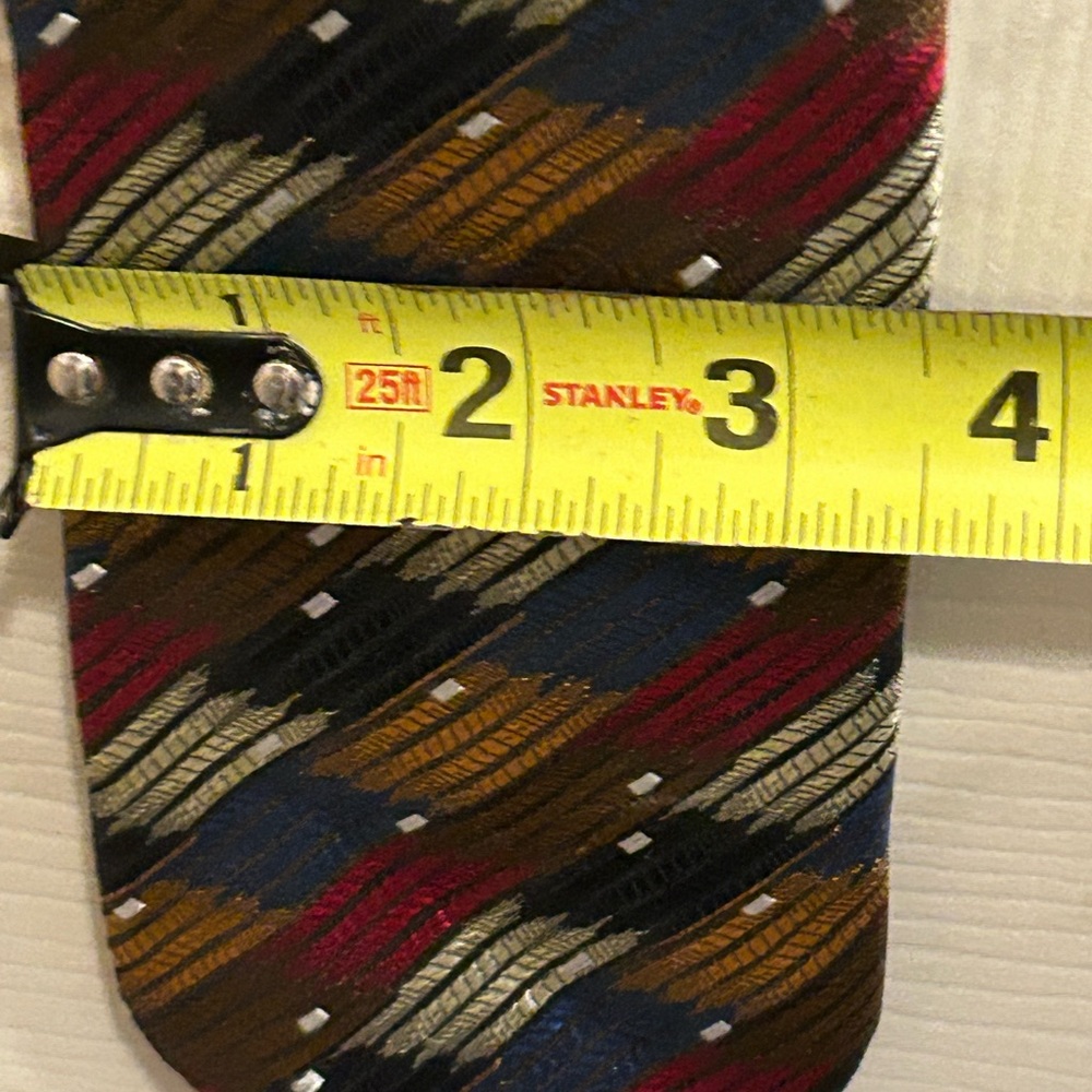 The DeSantis Collection Multicolor herringbone Striped Tie with white dots - Picture 8 of 8